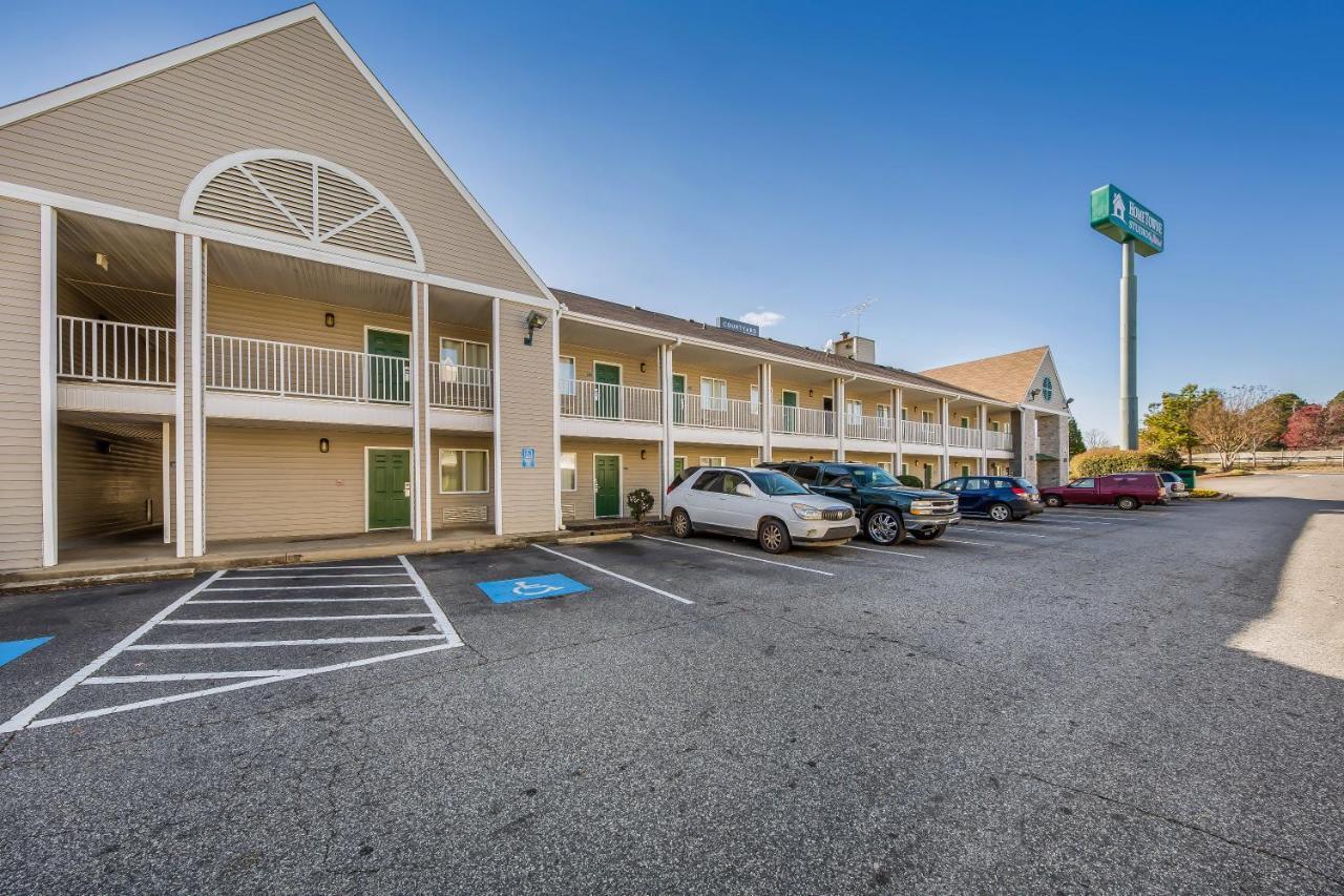 Hometowne Studios By Red Roof Spartanburg - Asheville Highway Southern Shops Dış mekan fotoğraf