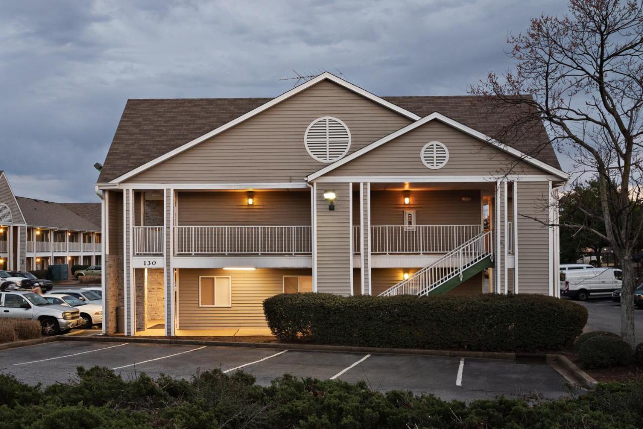 Hometowne Studios By Red Roof Spartanburg - Asheville Highway Southern Shops Dış mekan fotoğraf